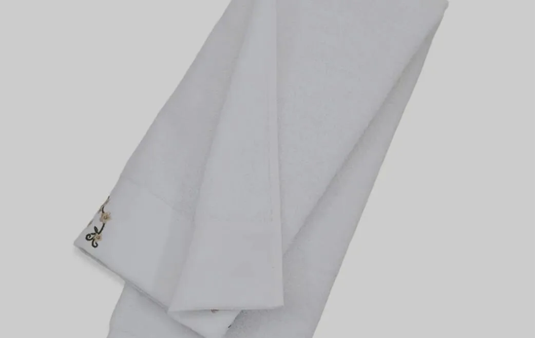 Small Towel فوطة صغيرة